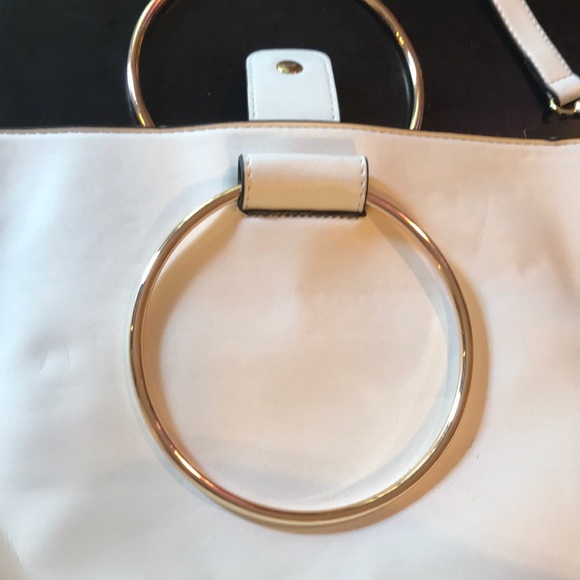 NWT White Cesca Crossbody Purse 👜❤️ - Picture 2 of 7